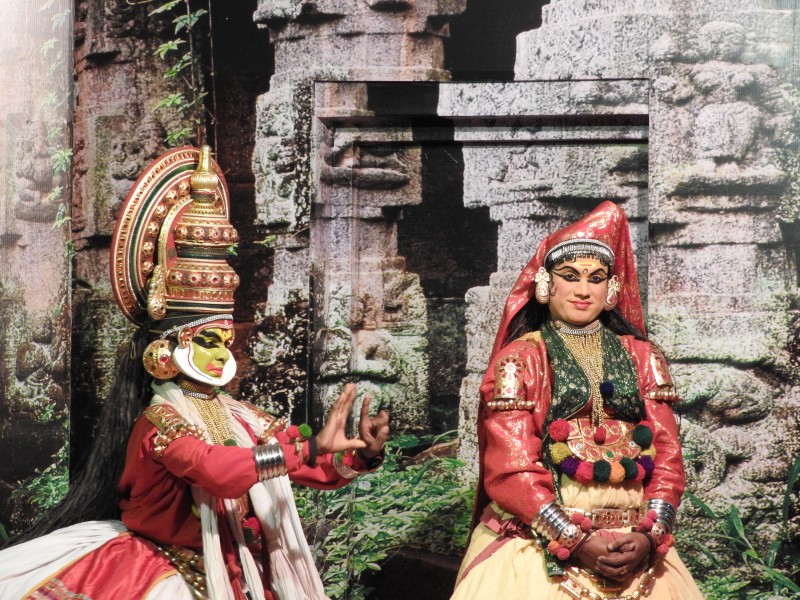 42 COCHIN Rappresentazione di Kathakali